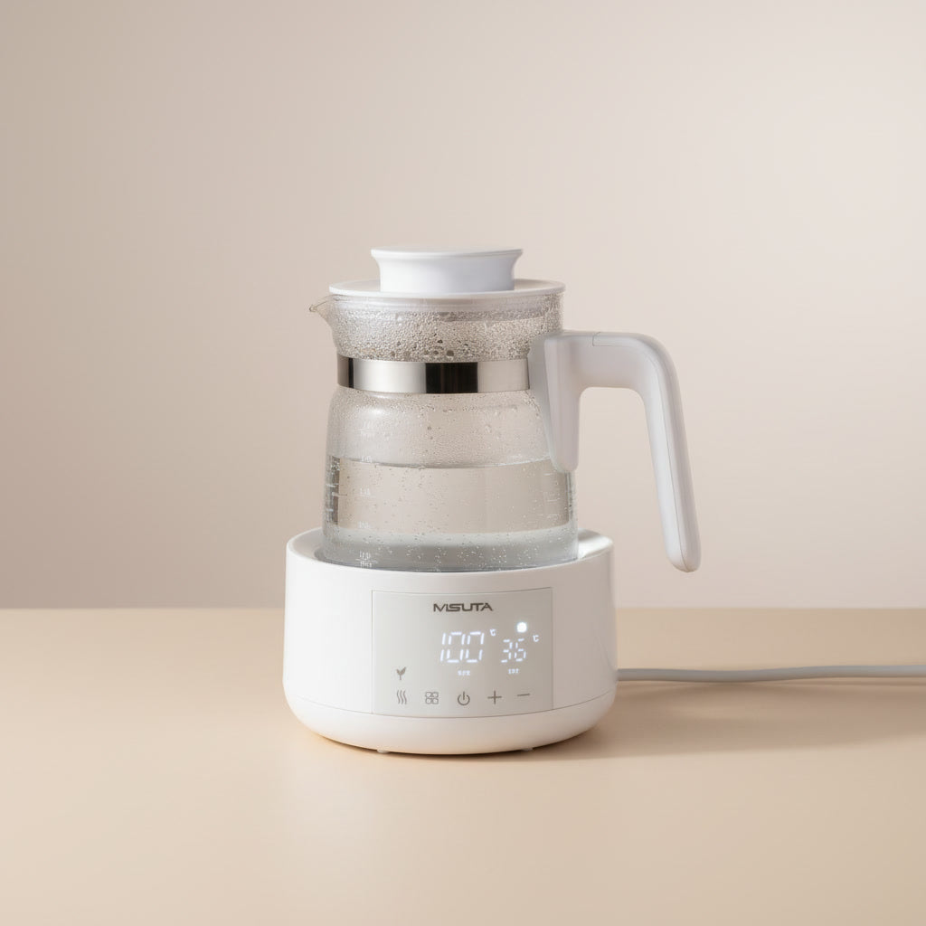 Front view of Misuta electric kettle in studio shot 